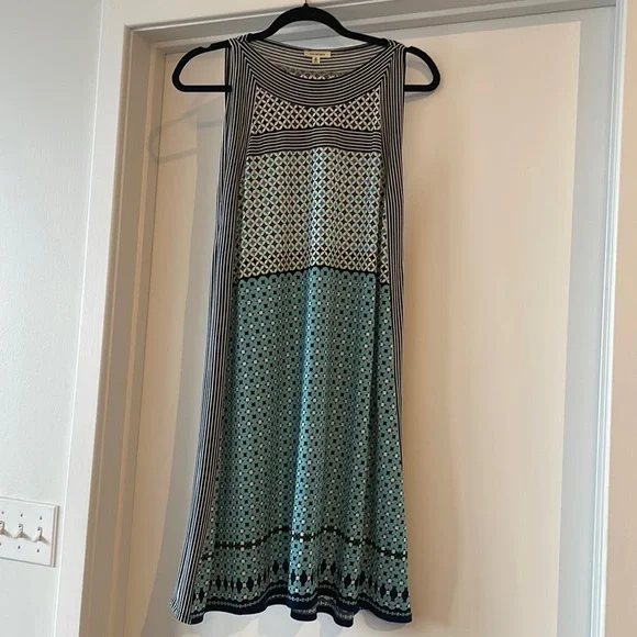 Max Studio Shift Dress - Picture 2 of 12
